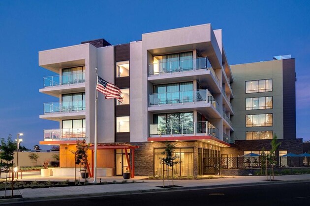 Gallery - Hampton Inn & Suites Sunnyvale Silicon Valley