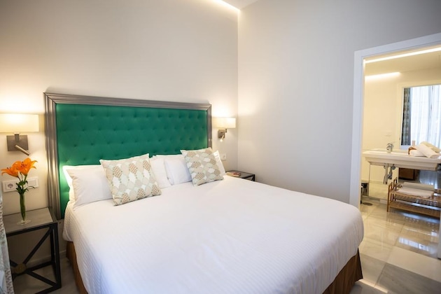 Gallery - Plazuela Del Carbón Suites