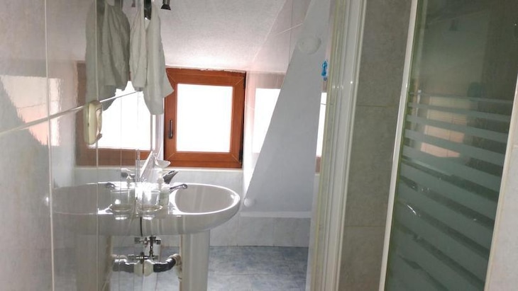 Gallery - Hostal Aribel Longinos
