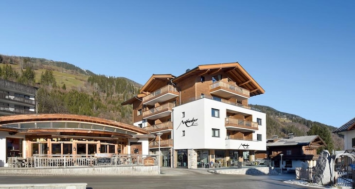 Gallery - Venediger Lodge