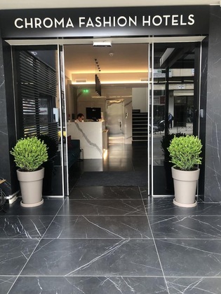 Gallery - Chroma Fashion Rooms & Apartments