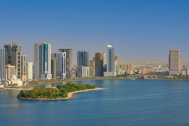 Gallery - Doubletree By Hilton Sharjah Waterfront Hotel & Residences