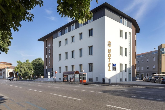 Gallery - B&B Hotel Brescia