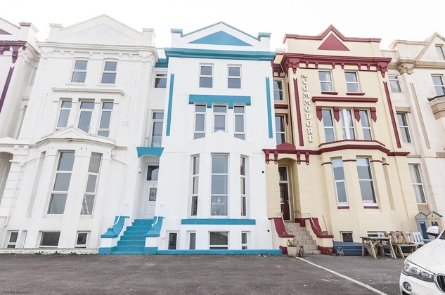 Gallery - Five Way Apartments