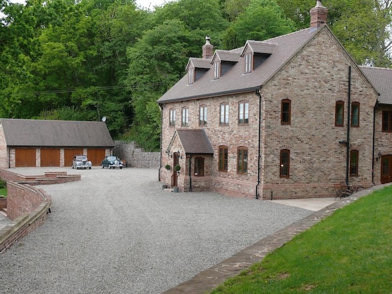 Gallery - The Larches Ledbury Bed And Breakfast