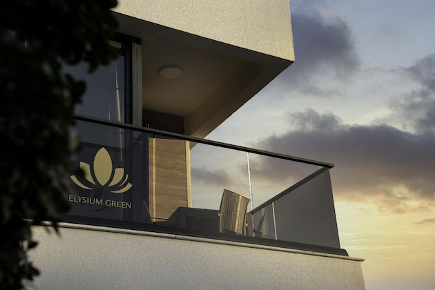 Gallery - Elysium Green Suites