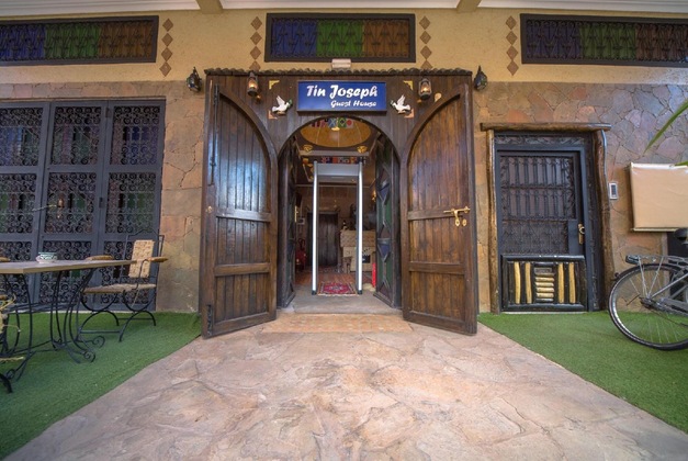 Gallery - Tin Joseph