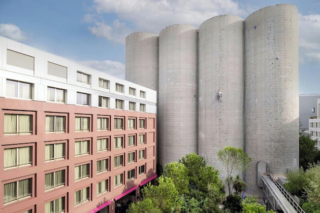 Gallery - Moxy Bordeaux Hotel