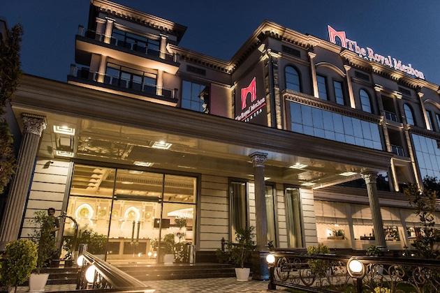 Gallery - The Royal Mezbon Hotel & Spa