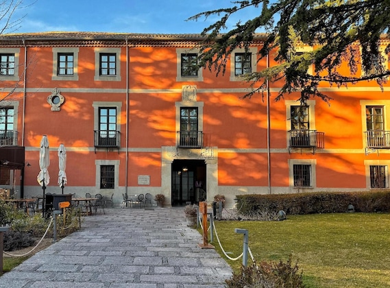 Gallery - Sofraga Palacio