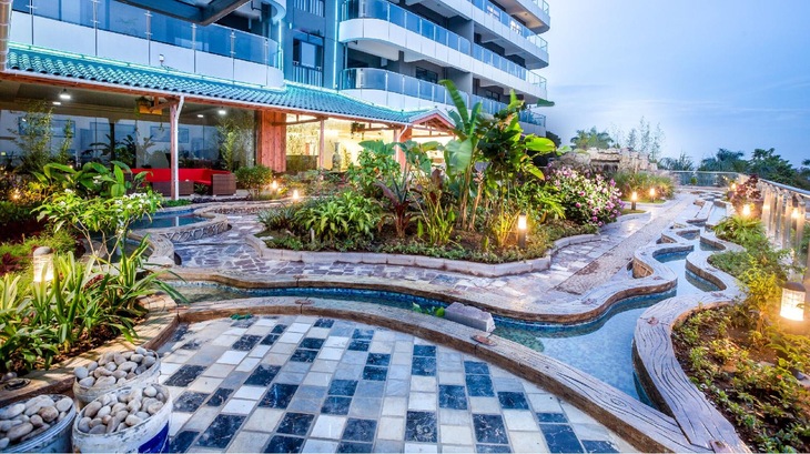 Gallery - Friendship Apartments