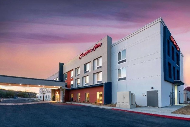 Gallery - Hampton Inn Needles