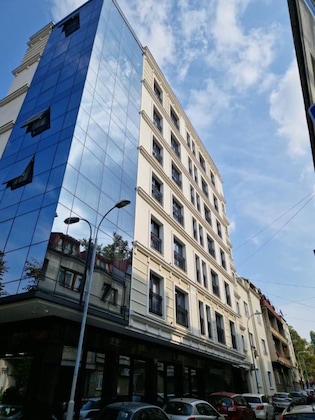 Gallery - H41 Luxury Suites