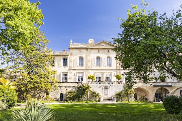 Gallery - Château De Collias