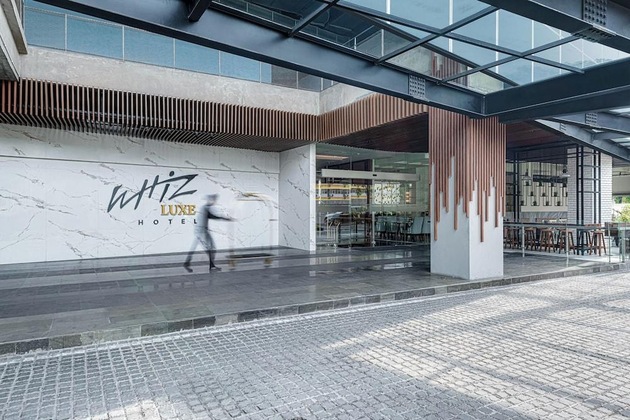 Gallery - Whiz Luxe Hotel Spazio Surabaya