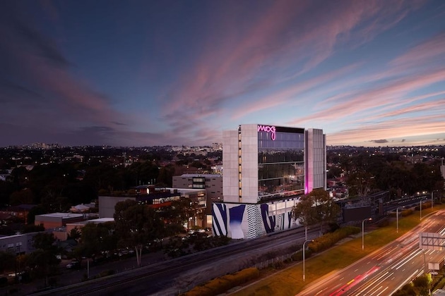 Gallery - Moxy Sydney Airport