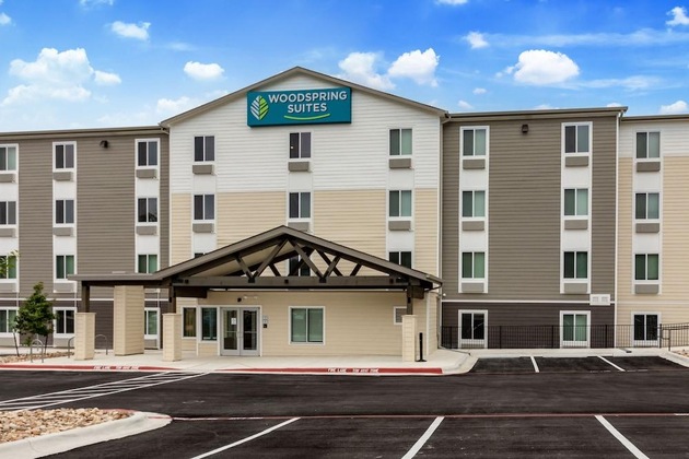 Gallery - Woodspring Suites Austin Central