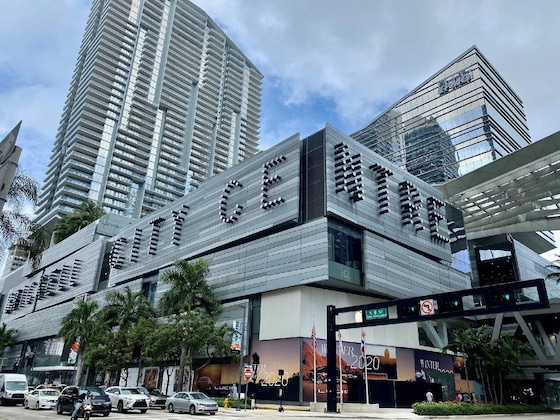 Gallery - Atwell Suites Miami Brickell, An Ihg Hotel