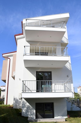 Gallery - Theano Suites