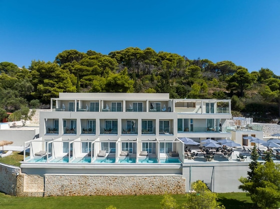 Gallery - Myzith Luxury Suites