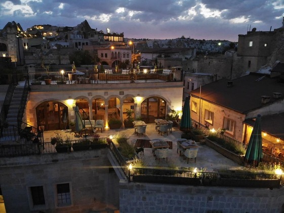 Gallery - Caftan Cave Suites