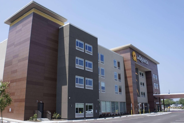 Gallery - La Quinta Inn & Suites By Wyndham Manchester   Arnold Afb
