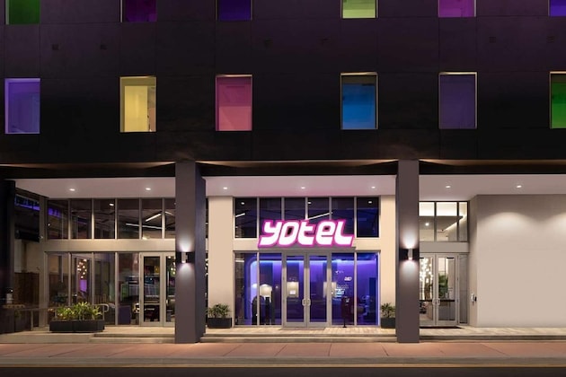 Gallery - Yotel Miami