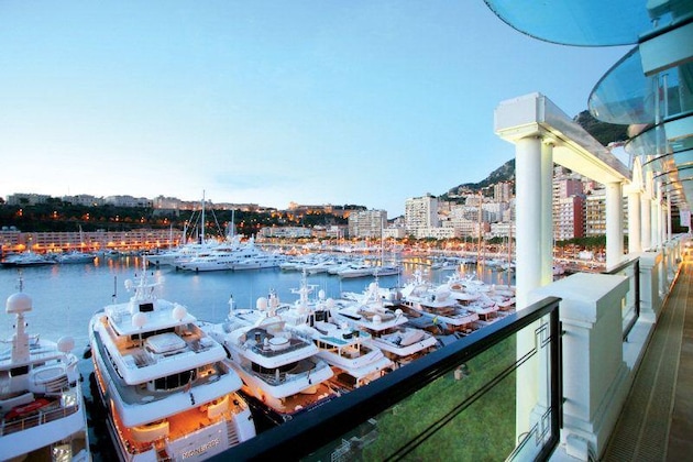 Gallery - Port Palace