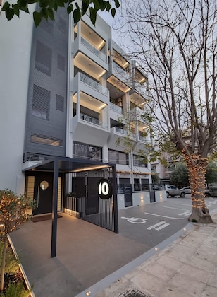 Gallery - 10 Apartments & Suites Athens