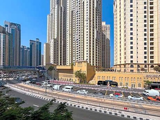 Gallery - Frank Porter - Marina Quays West Tower