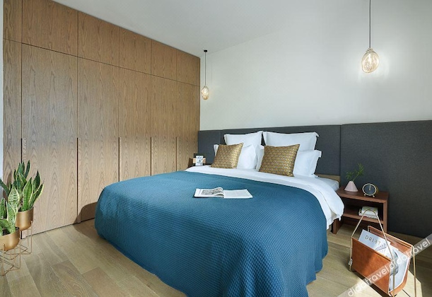 Gallery - basePLUS-Binjiang Serviced Apartment