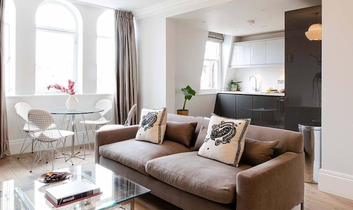 Gallery - 56 Welbeck Street
