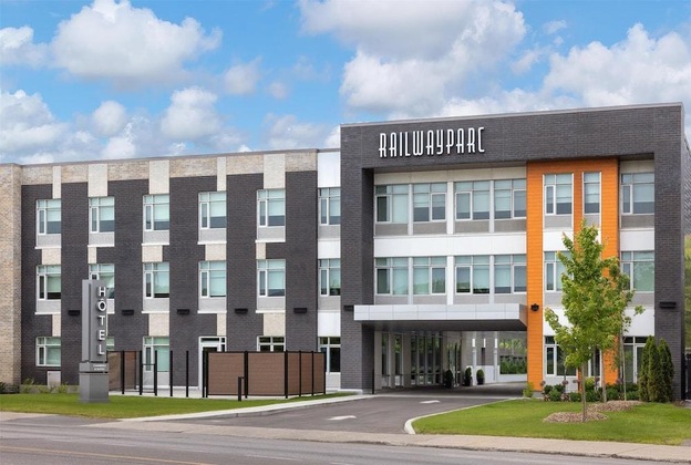 Gallery - Hotel Railwayparc Montreal, Tapestry Collection By Hilton