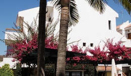 Apartamentos Hg Cristian Sur