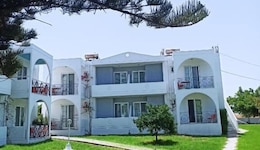 Summer Dream Hotel