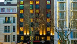 Hotel Golden Crown