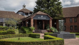 Stratford Manor