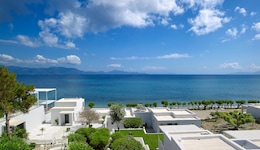 Dimitra Beach Hotel & Suites