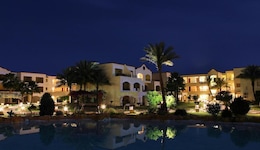 Regency Plaza Aqua Park & Spa Resort