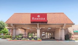 Ramada By Wyndham Fresno North