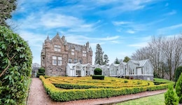 The Landmark Hotel And Leisure Club