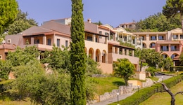 Century Resort Corfu