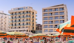 Nautilus Family Hotel