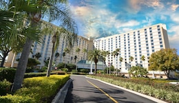 Rosen Plaza Hotel