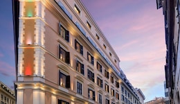 Marcella Royal Hotel - Rooftop Garden