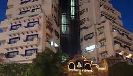 Royal Villas Resort