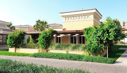 The Ritz-Carlton Abu Dhabi, Grand Canal