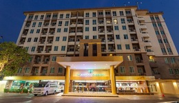 The Airport Greenery Hotel