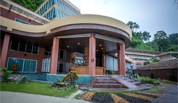 Phi Phi Cliff Beach Resort