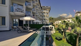 White City Beach - Adults Only